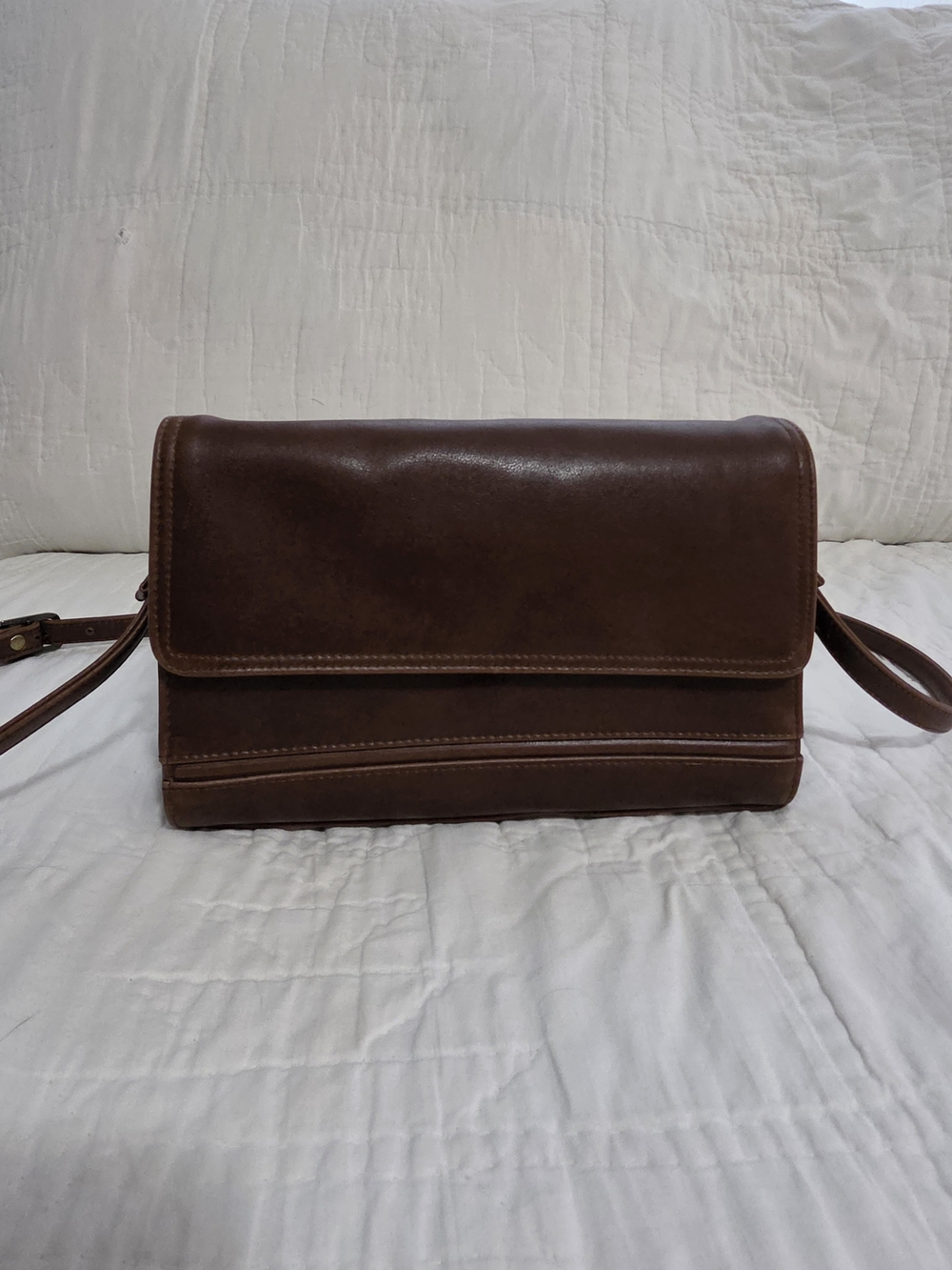 Brown Leather Purse With Adjustable Strap